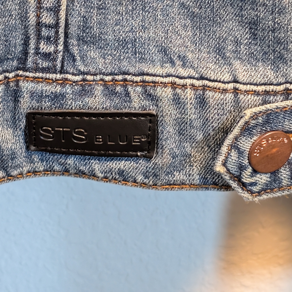 STS Blue Distressed Denim Trucker Jacket XS - Vintage Wash Deconstructed - Picture 5 of 10